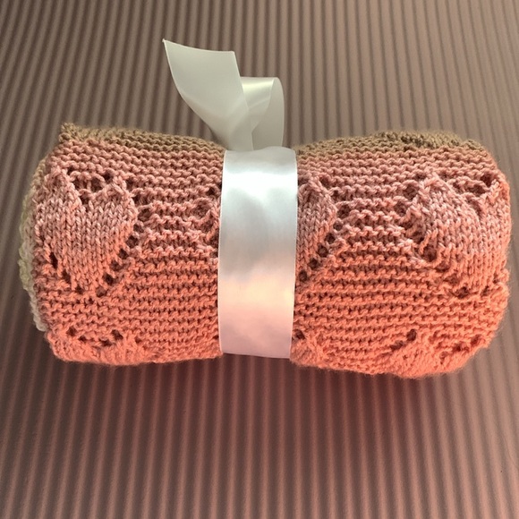 {Knit Baby Blanket} 💕heart design - Picture 4 of 5